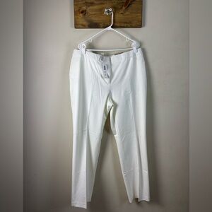 NWT Chico’s Comfort Waist Straight Leg Pants Size 3.5 (size 18)